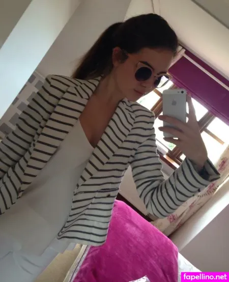 Ameliawebb Main Profile Photo