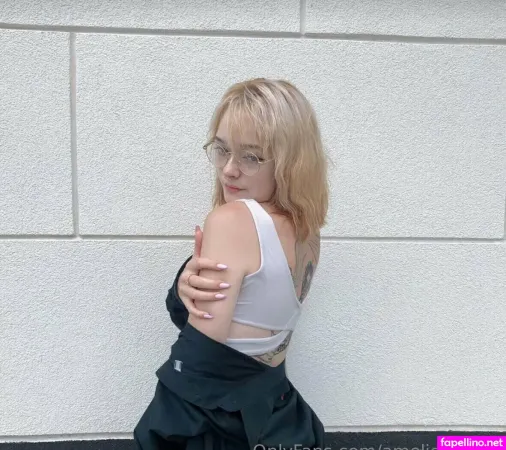Amelie Bloom OnlyFans Thumbnail #2MZT7P9TUz