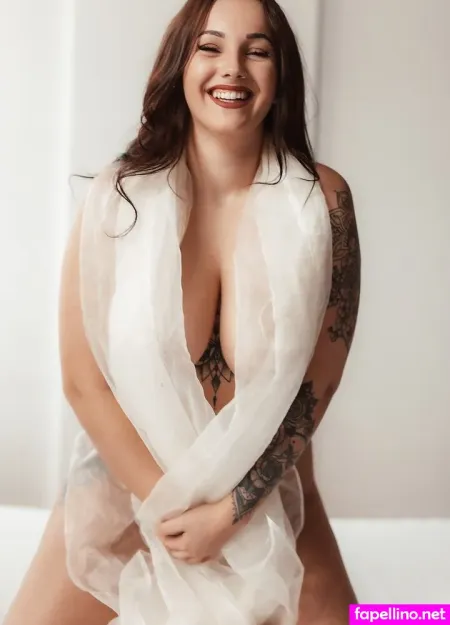 Amelie Gr OnlyFans Thumbnail #YAqu2UwIRr
