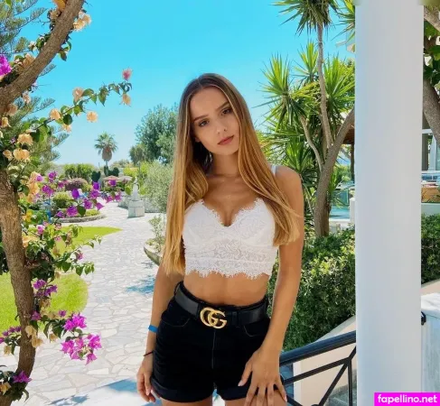 Amelie Kollek OnlyFans Thumbnail #ArYcCK2sGl