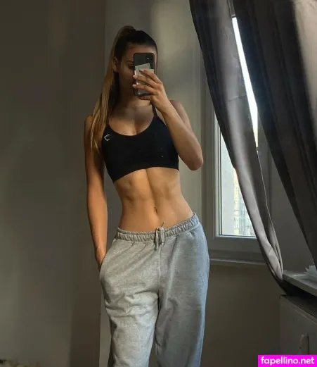 Amelie Kollek OnlyFans Thumbnail #mYQk8CM8c6