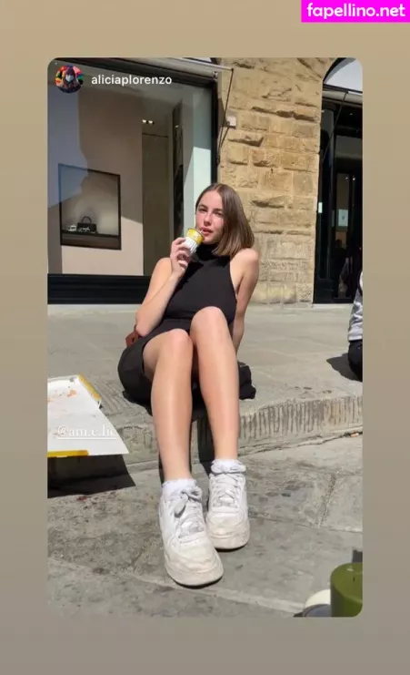 Amelie Manzoli OnlyFans Thumbnail #7ZCKT3wVbi
