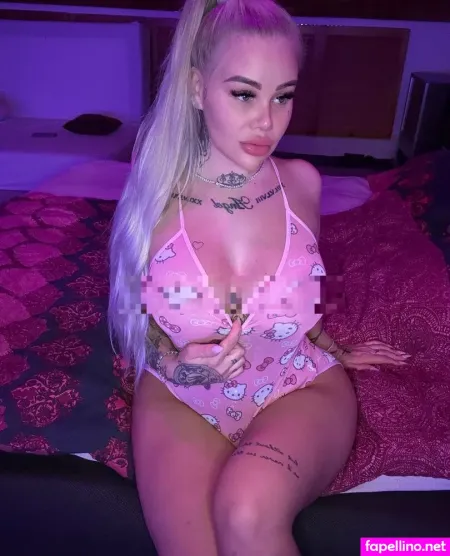 Amelie Roseee OnlyFans Thumbnail #JK4FFzDWwQ