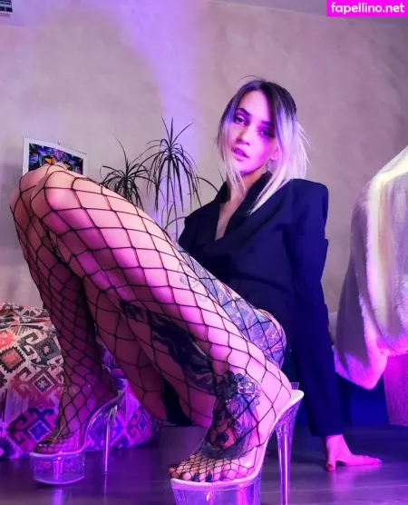 Amelie Weed OnlyFans Thumbnail #4Itr0q2DUR