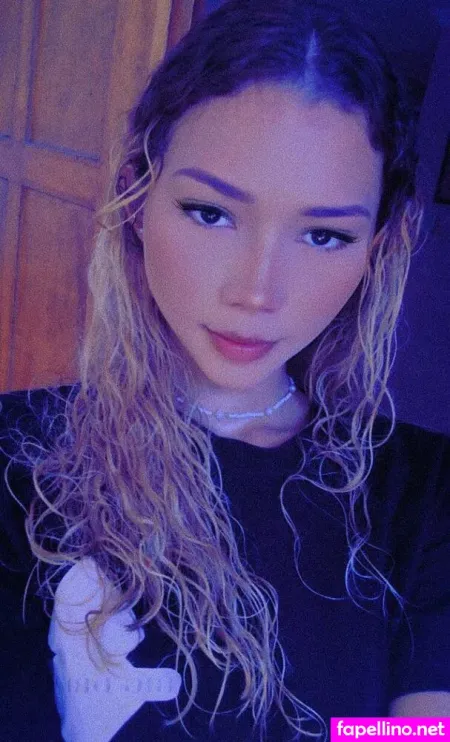 Amelieaxie OnlyFans Thumbnail #iRluN72JS8