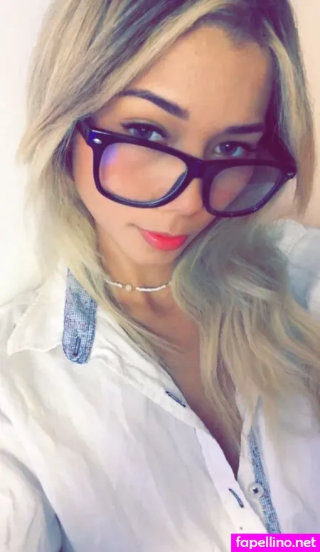 Amelieaxie OnlyFans Thumbnail #ugNHqDldb4