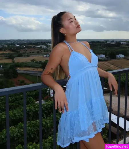 Ameliecara01 OnlyFans Thumbnail #Rq7sxhwrNp