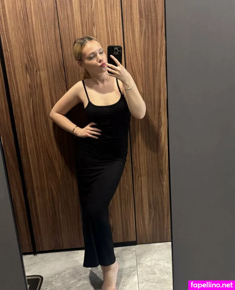 amelie_luuuv, amelieeluv Nude Leaked OnlyFans Photo #BTNVKD2XL9