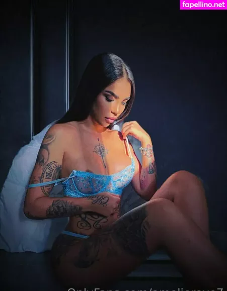 Ameliereve7 OnlyFans Thumbnail #2pT9pQFRQ0