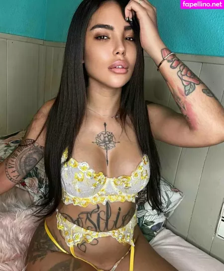 Ameliereve7 OnlyFans Thumbnail #BH5Ja5fPfW