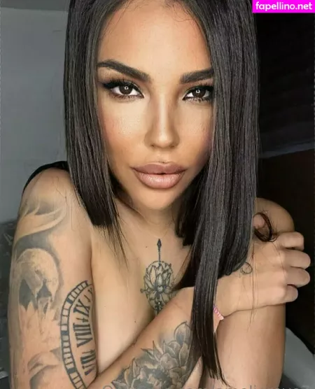 Ameliereve7 OnlyFans Thumbnail #bZmnCk5DQe