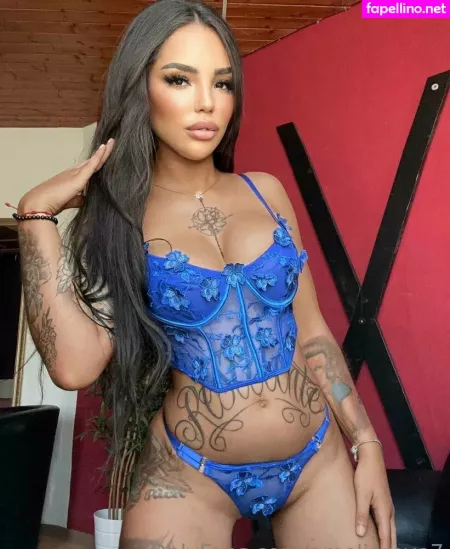 Ameliereve7 OnlyFans Thumbnail #pMb2FYKLlk