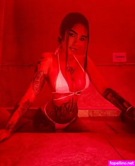 Ameliereveofficial OnlyFans Thumbnail #mlodExHn5f