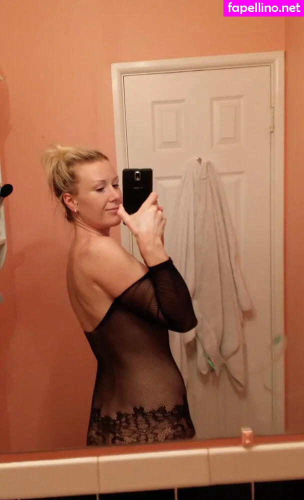 americanhousewife, americanhousewifeabc Nude Leaked OnlyFans Photo #3ciTNunUVf