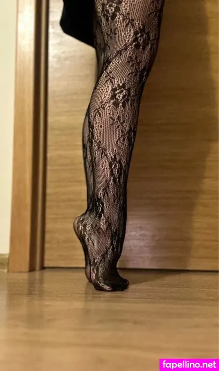 Ami Feetness OnlyFans Thumbnail #DOQkwvl0JK