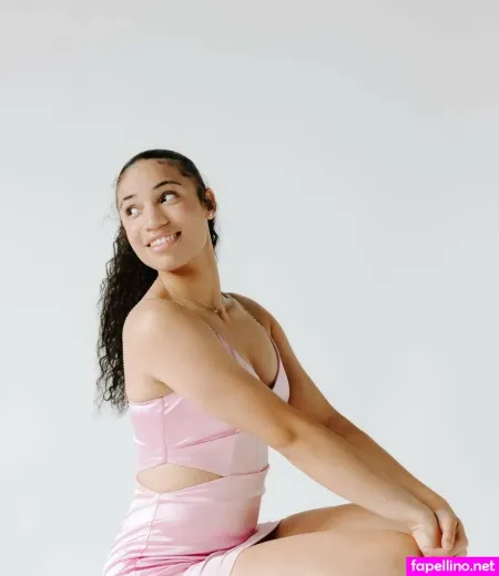 Amiah Simmons OnlyFans Thumbnail #1IvcnmYHw1