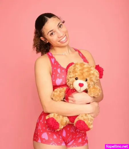 Amiah Simmons OnlyFans Thumbnail #UTrs2r6yZZ