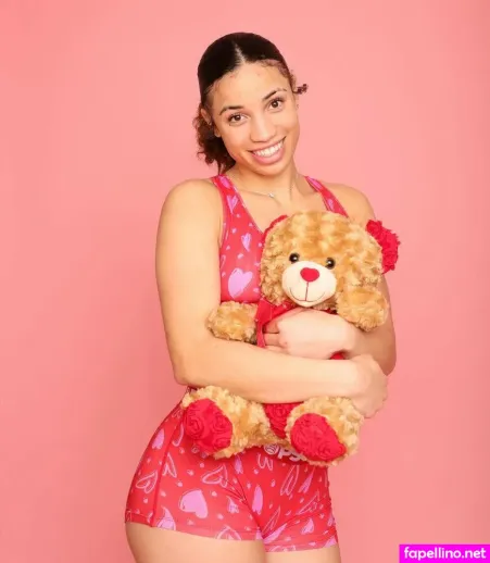 Amiah Simmons OnlyFans Thumbnail #uaMZoTFZdW