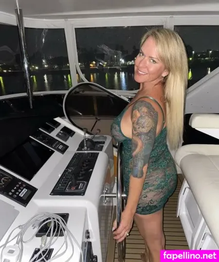 Amie World Wide OnlyFans Thumbnail #8tzN8OfrU1