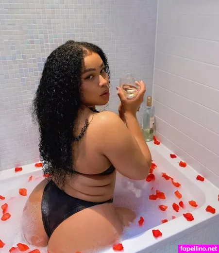 Amielatisha OnlyFans Thumbnail #YIH50XxPr7