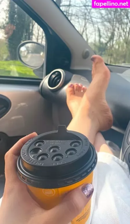 Amiemaefree OnlyFans Thumbnail #wIyWlb5Vwm