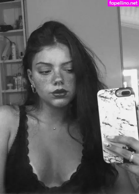 Amiga Marmitinha 1 OnlyFans Thumbnail #0wkcwzQoaS