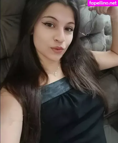 Amiga Marmitinha 1 OnlyFans Thumbnail #OX9AHdpNU5