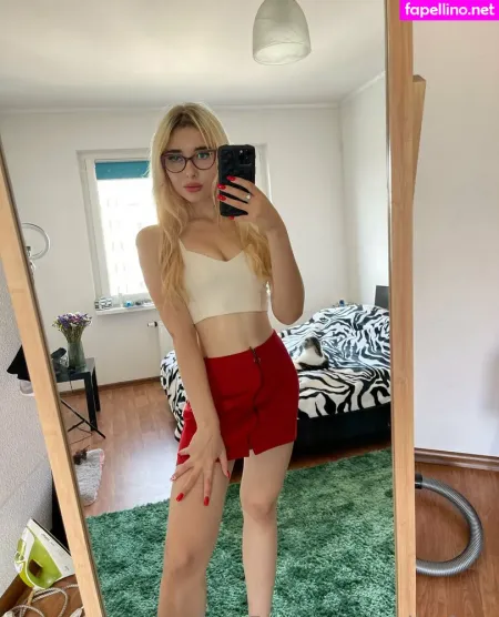 Amily Foxx OnlyFans Thumbnail #7cAQ3BviJ9