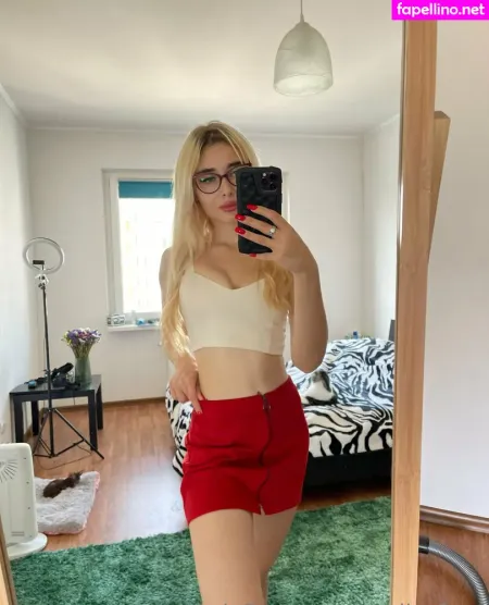 Amily Foxx OnlyFans Thumbnail #UHDwFak0Ro