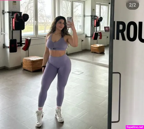 Amina Huber OnlyFans Thumbnail #JzeGJiYPet