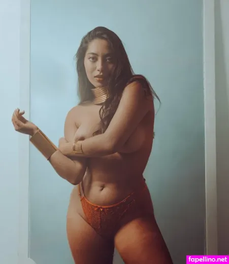 Amina Model OnlyFans Thumbnail #1FuYIILhG9