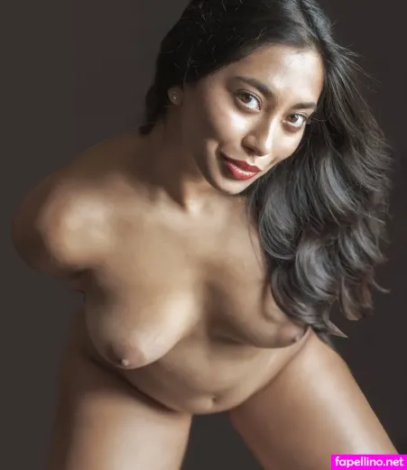 Amina Model OnlyFans Thumbnail #KCGutdNPFt