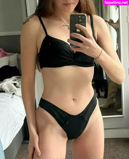 Aminavalentino OnlyFans Thumbnail #CZV0Y13iSZ