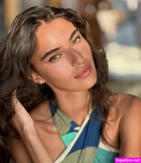 Amira Al Zuhair OnlyFans Thumbnail #uX12qxuieQ