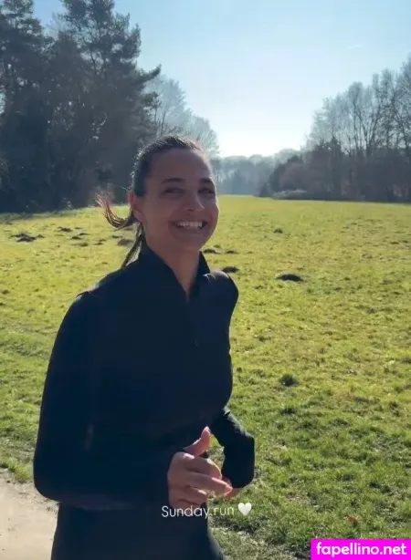 Amira Aly OnlyFans Thumbnail #sc1KKAiGi5