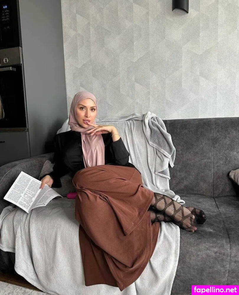 _.amiraamour, amira_amour Nude Leaked OnlyFans Photo #7BprX5FeHk