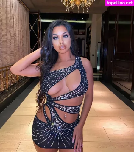 Amira Khalil OnlyFans Thumbnail #WvdMGQSPPt