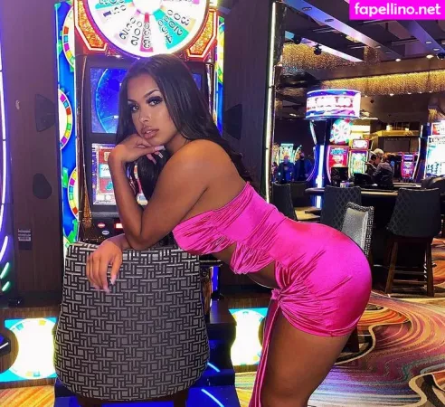 Amira Khalil OnlyFans Thumbnail #wrS1iSjRe3