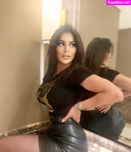Amira Mounir Srarfi OnlyFans Thumbnail #gO5DbR53Ph