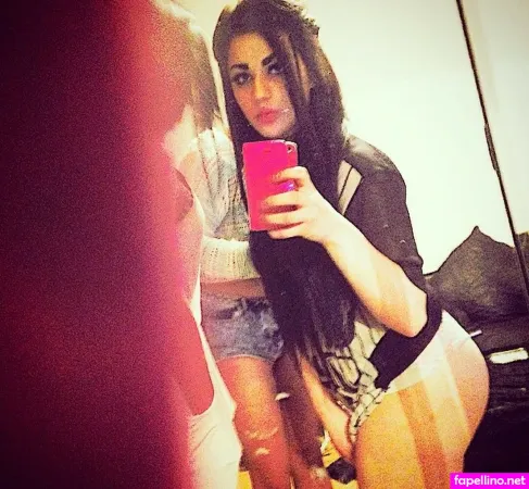 Amira Nadeem OnlyFans Thumbnail #V5Loe0L0iK