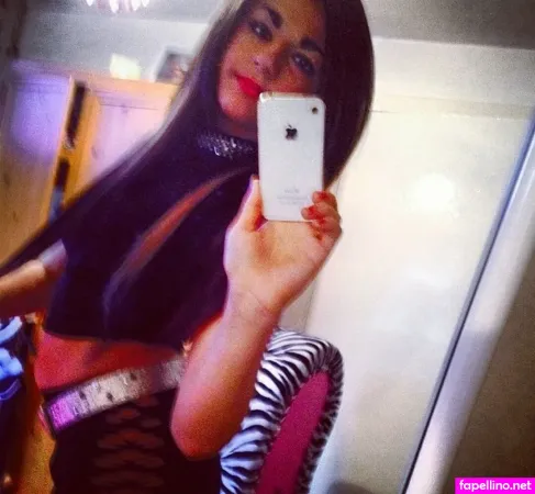 Amira Nadeem OnlyFans Thumbnail #jYEF3B7DJw