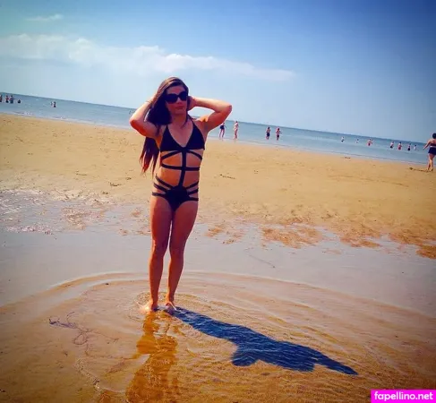 Amira Nadeem OnlyFans Thumbnail #qdwxnt0aq8