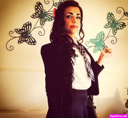 Amira Nadeem OnlyFans Thumbnail #yzacA1sPQq