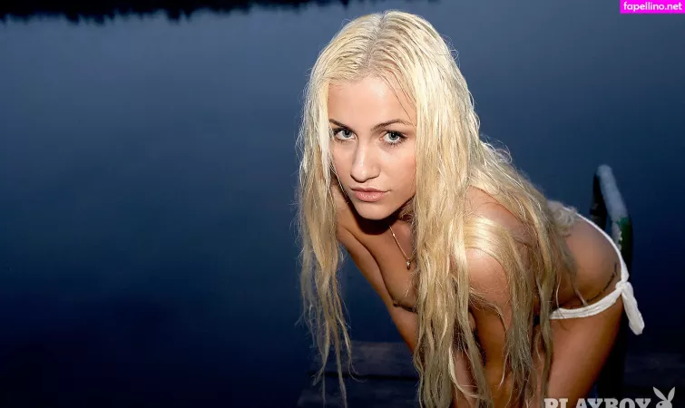 Amira Reichert OnlyFans Thumbnail #vYOJqBMcoL