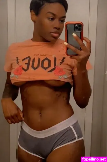 Amira Symon OnlyFans Thumbnail #pgiUWk55QA