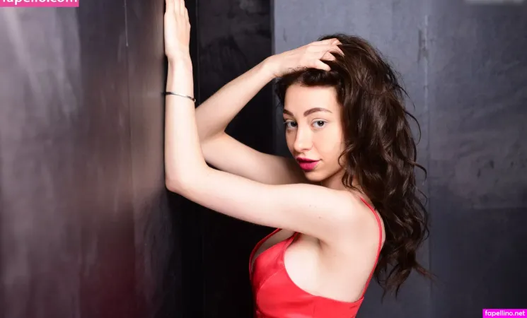 Amira Wirth OnlyFans Thumbnail #V2rjUbvBez