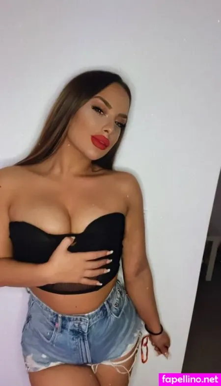 Amirasecret99 OnlyFans Thumbnail #ImLw0mrSKP