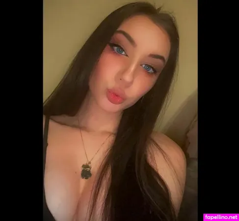 Amirastar212 OnlyFans Thumbnail #BdafPa01oh