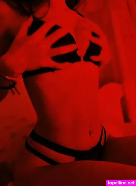 Amirastar212 OnlyFans Thumbnail #LeiEORvhwC