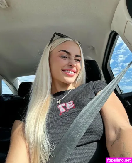 Amiraxsommers OnlyFans Thumbnail #nKJbRRMmDa